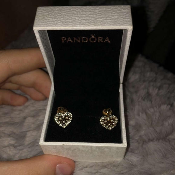 Earrings - Picture 2 of 6